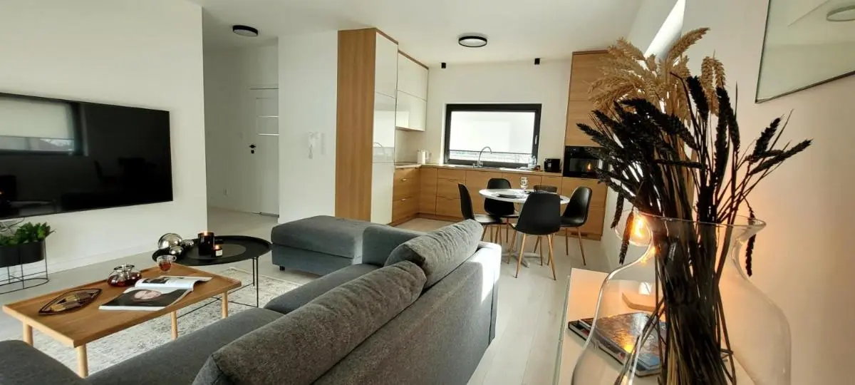 Image 2 of 17 DOM duży parking , Mandoria , PTAK , 2 Sypialnie lub 1 sypialnia, taras , Autostrada A1, Kalinowskiego 17E WIFI