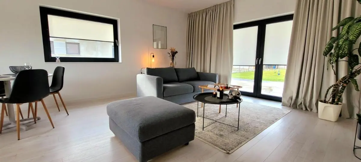 Image 1 of 17 DOM duży parking , Mandoria , PTAK , 2 Sypialnie lub 1 sypialnia, taras , Autostrada A1, Kalinowskiego 17E WIFI