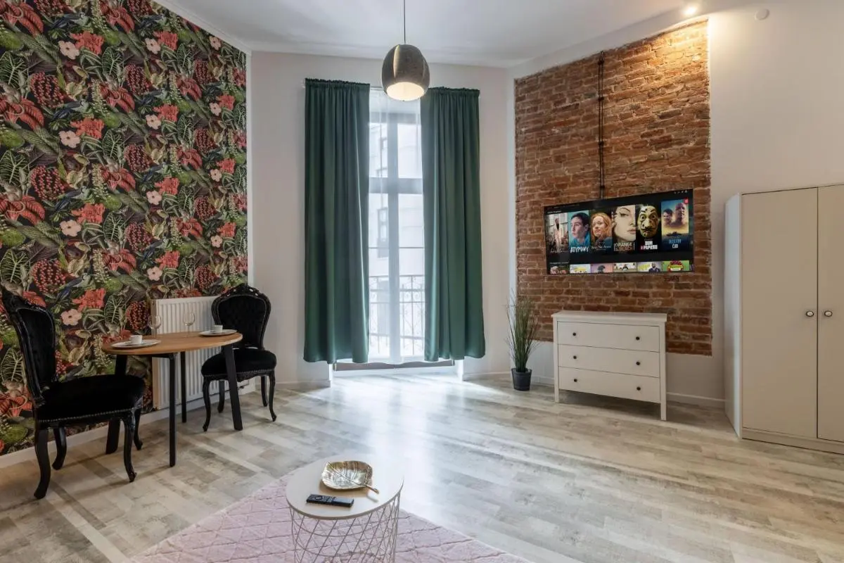 Image 4 of 18 Apartamenty Manufaktura Centrum Miasta Legionów 18 Parking na terenie