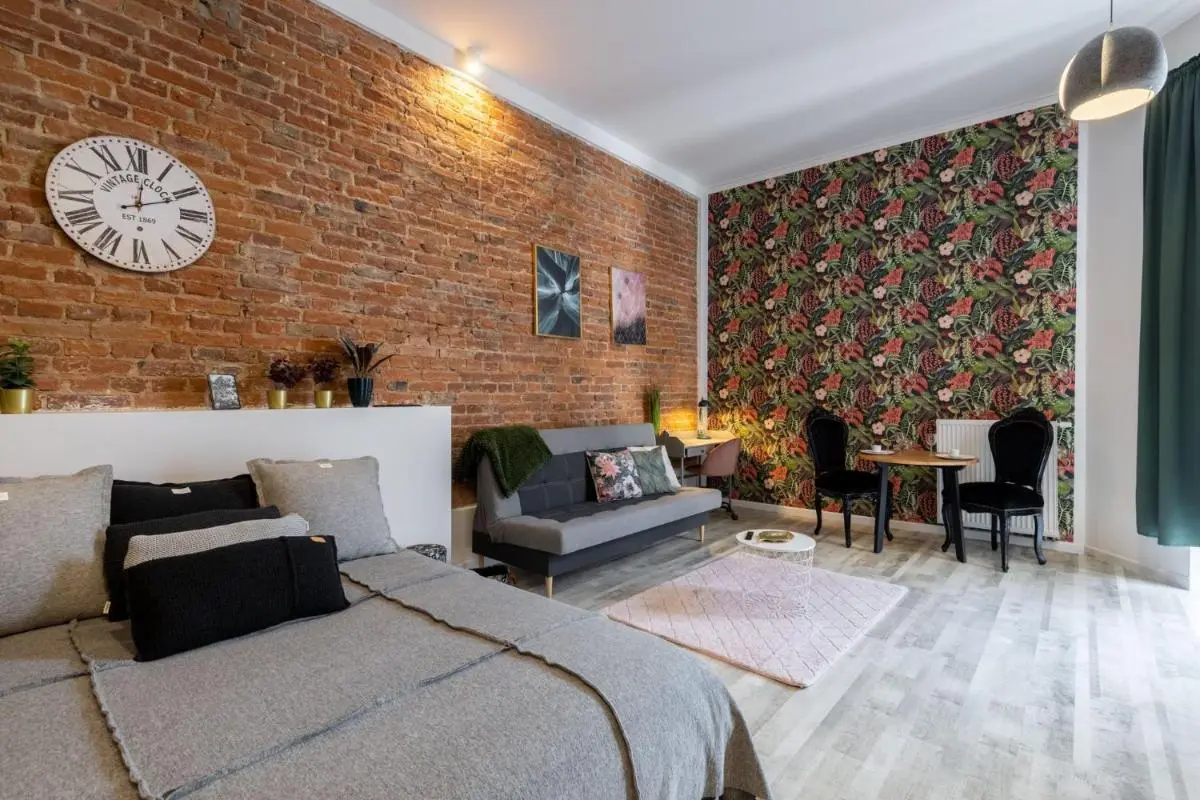 Image 6 of 18 Apartamenty Manufaktura Centrum Miasta Legionów 18 Parking na terenie