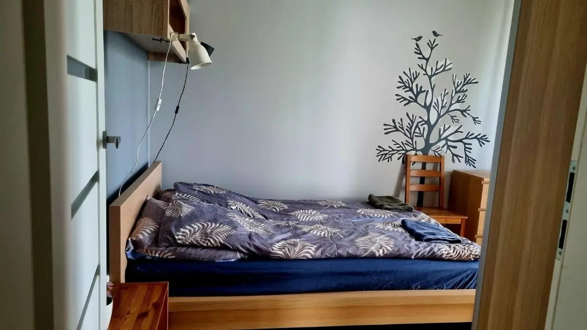 Image 1 of 3 pokojowe mieszkanie z balkonem i miejscem parkingowym, Łódź centrum