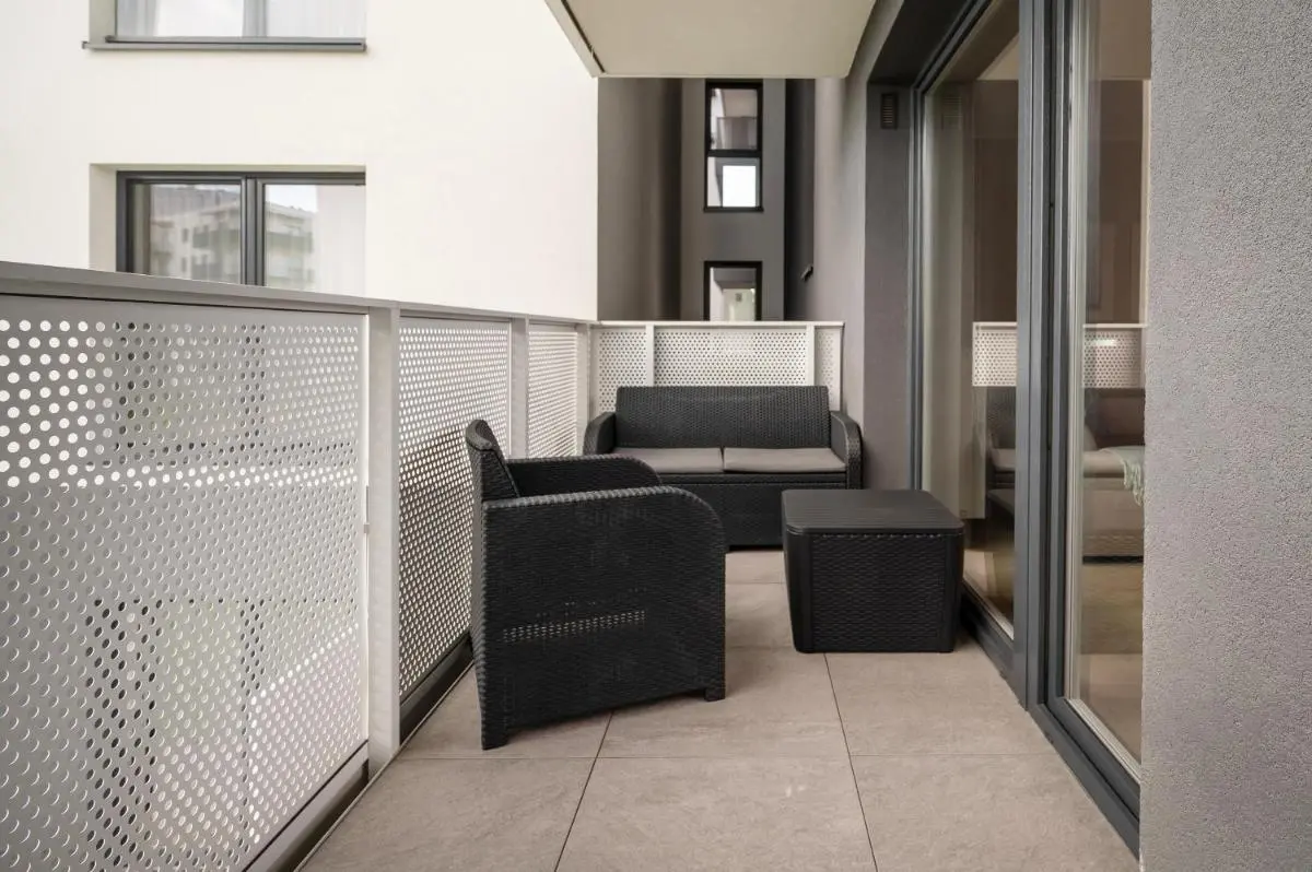 Image 4 of 72m2 Manufaktura Prestige Suite with Parking by Rentujemy