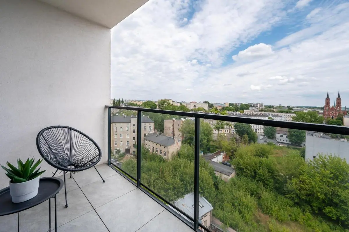 Image 5 of 9th Floor Łódź Manufaktura Apartments with Parking by Rentujemy