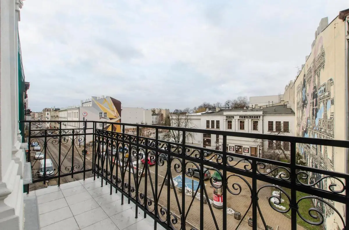 Image 5 of ApartHouse Center