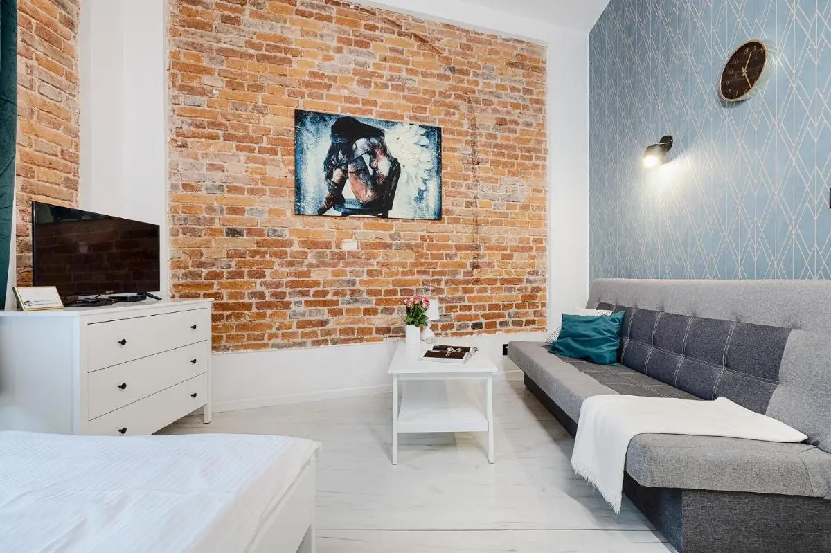 Image 4 of ApartHouse Center