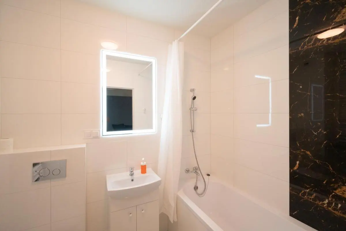 Image 5 of Apartament Alpha