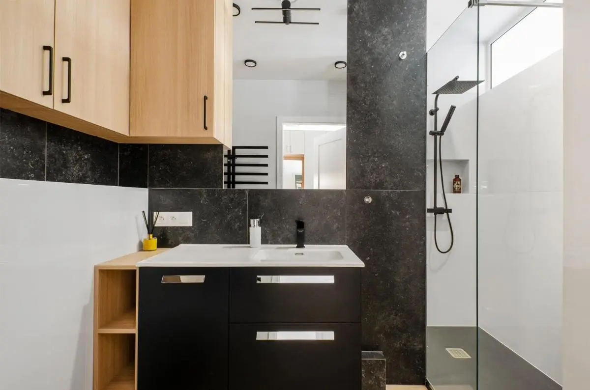 Image 2 of Apartament Centrum Obok Manufaktura Piotrkowska Dostęp na Kod