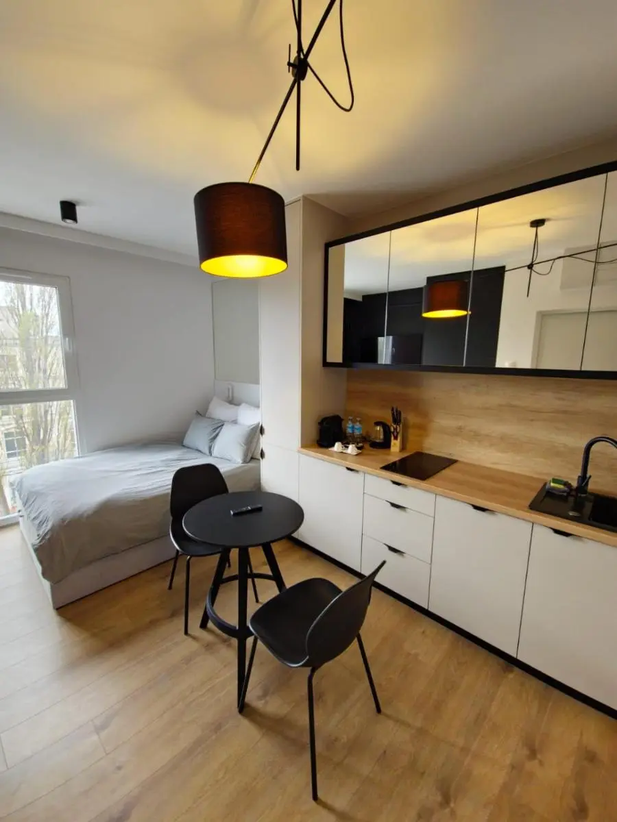 Image 3 of Apartament Centrum Wigury Dostep Na Kod blisko Galeria Łodzka Piotrkowska Szary