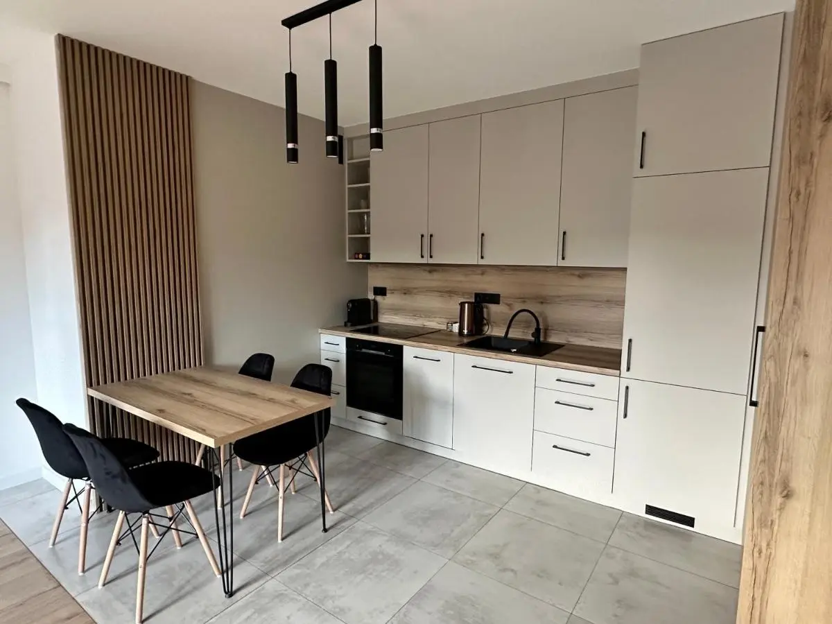 Image 3 of Apartament Kocham Podróże na Fuzji NOWY!!! Klimatyzacja,Balkon,Wejście na KOD, WiFi, FV