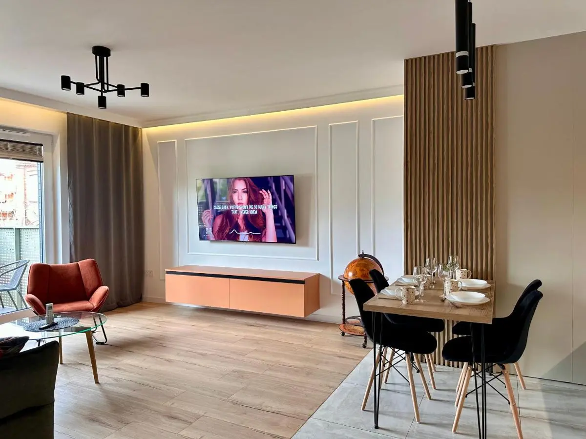 Image 4 of Apartament Kocham Podróże na Fuzji NOWY!!! Klimatyzacja,Balkon,Wejście na KOD, WiFi, FV