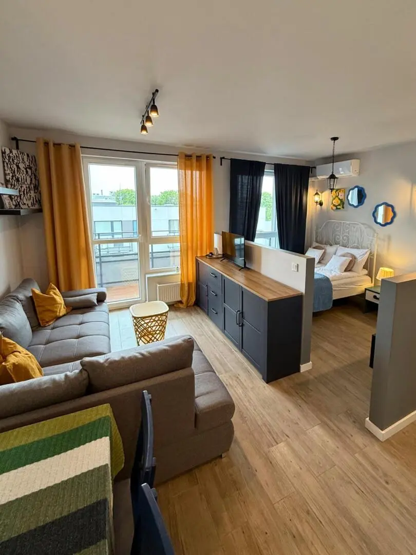 Image 3 of Apartament Lemon Loom przy Księżym Młynie – Klimatyzacja – FV – WiFI – Wejście na KOD