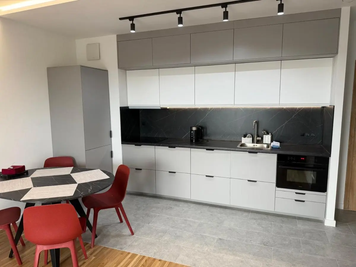 Image 3 of Apartament Sweet Harmony- kulturalne centrum Łodzi- Free parking&Atlas&Zoo&Fala