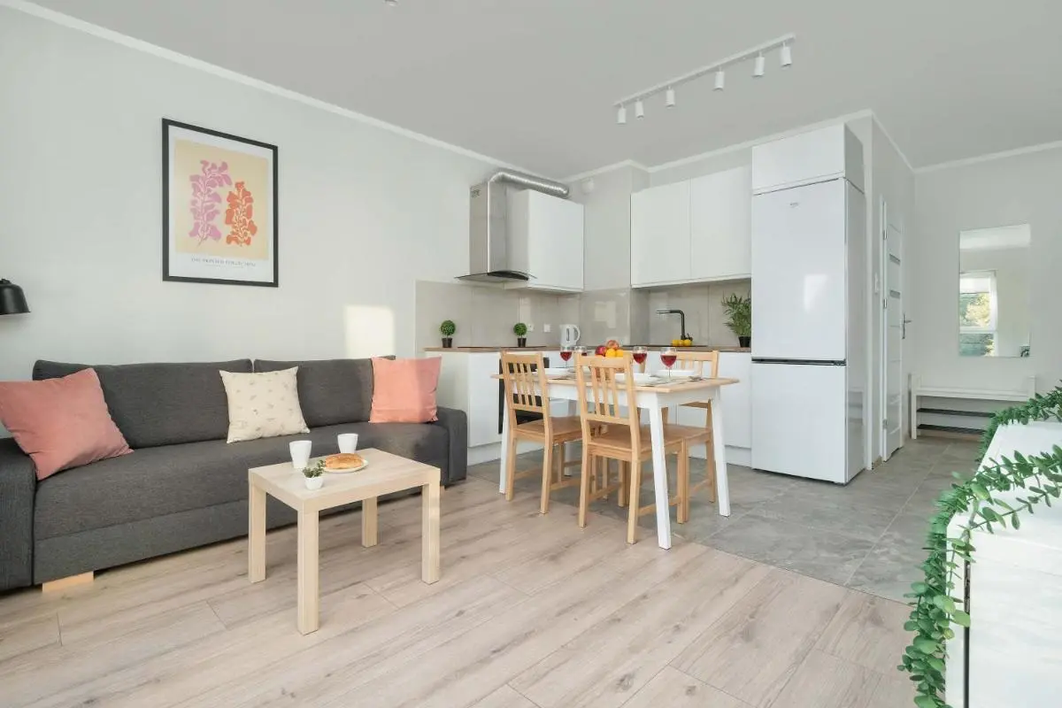 Image 3 of Apartament z Parkingiem w Łodzi przy Parku Rejtana by Noclegi Renters