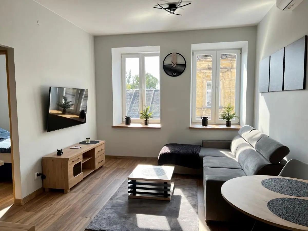 Image 1 of Apartament z klimatyzacją FV 12