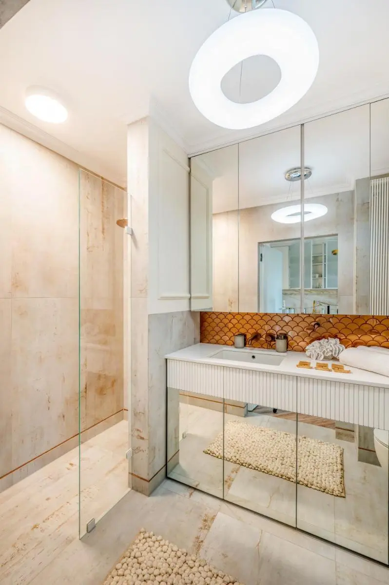 Image 3 of Apartment Golden Manufaktura Łódź by Rentujemy