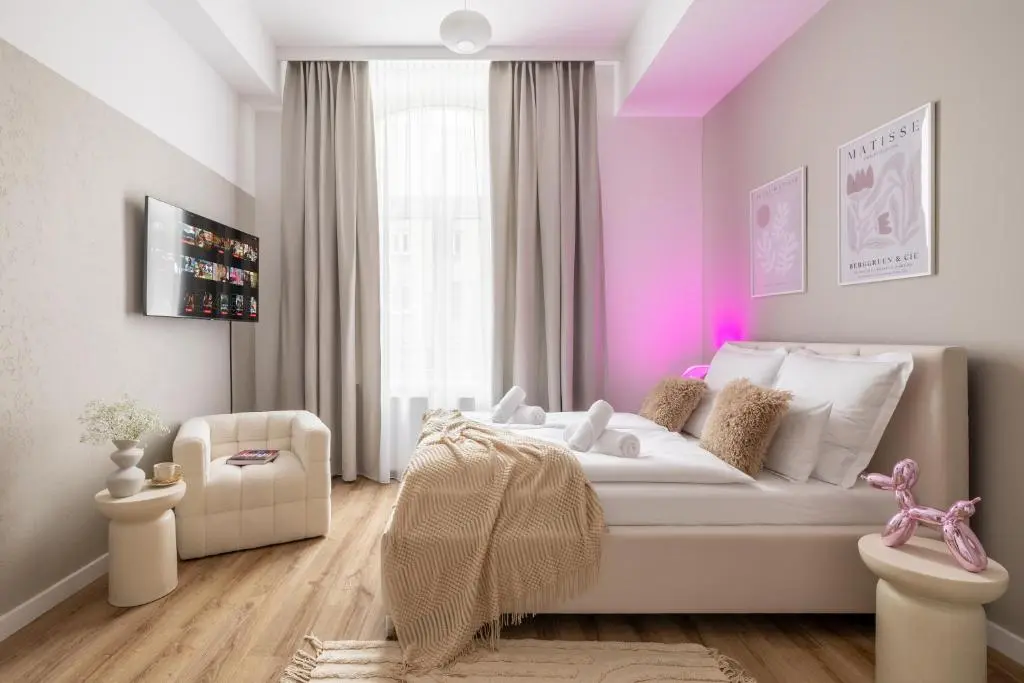 Image of BAST 143 Apartamenty TOP LOCATION do wyboru z wanną ,andresolą , OFF Piotrkowska , WYTWÓRNIA , EC1 ,Stajnia Jednorożca , WINDA , parking na terenie , Orientarium , Hopa Lupa , ATLAS ARENA