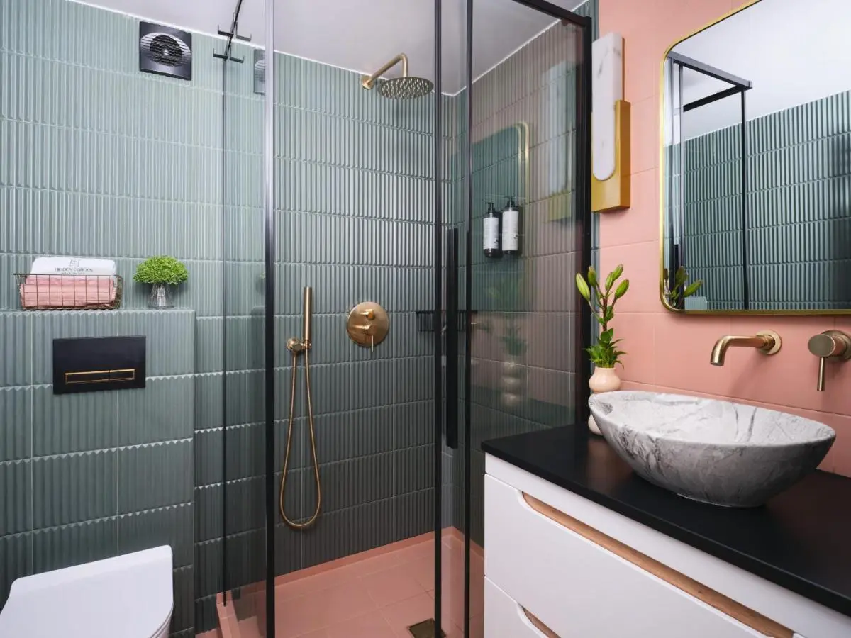 Image 5 of BOOGIE Home Papillon 13