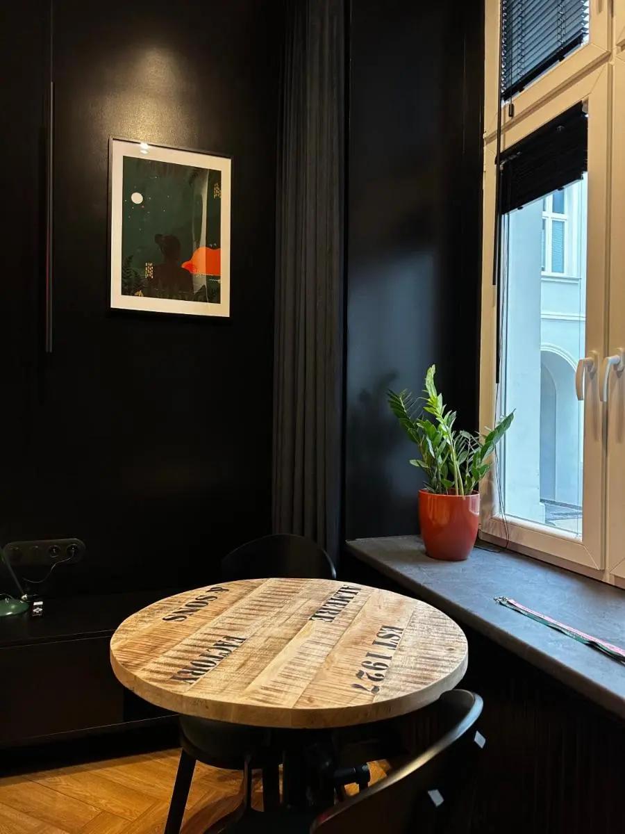 Image 2 of BOOGIE Home Papillon 16