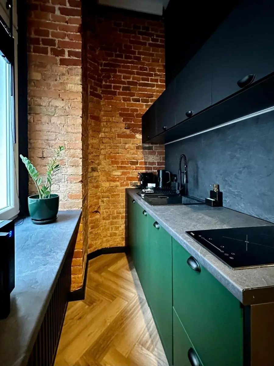 Image 4 of BOOGIE Home Papillon 16