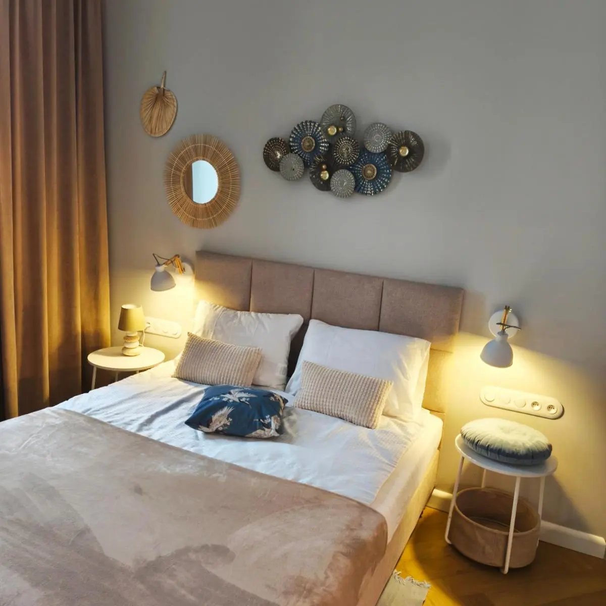 Image 3 of BOOGIE Home Papillon 17