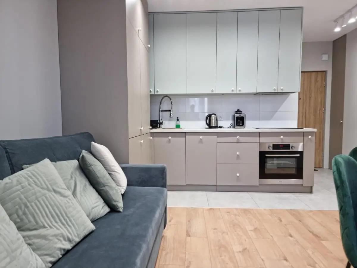 Image 3 of CIty Host Lutomierska