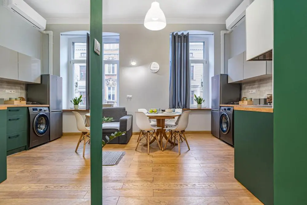 Image of CIty Host Próchnika