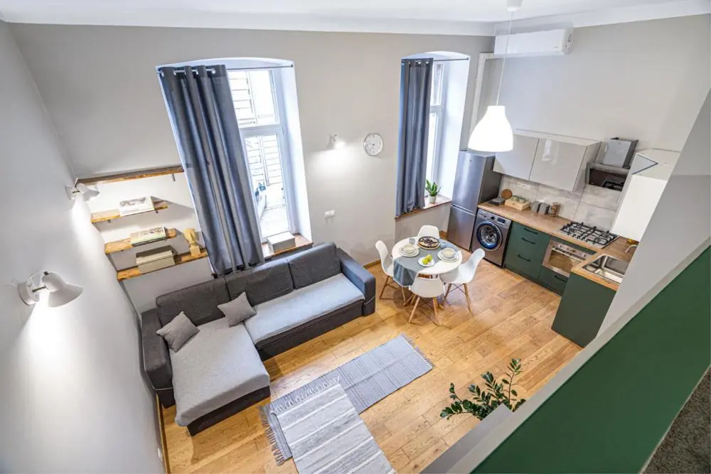 Image 3 of CIty Host Próchnika