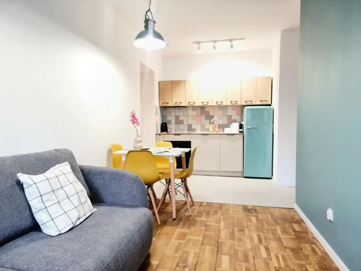 Image 3 of CIty Host Tuwima 25