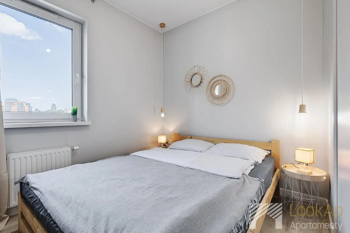 Image 1 of Central Park Supreme II by LookAp