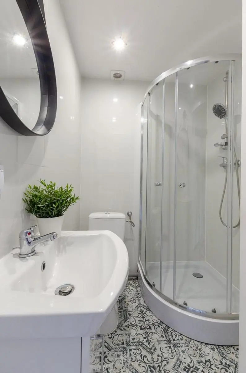 Image 3 of Centrum 2 Łódź Andrzeja Struga 46