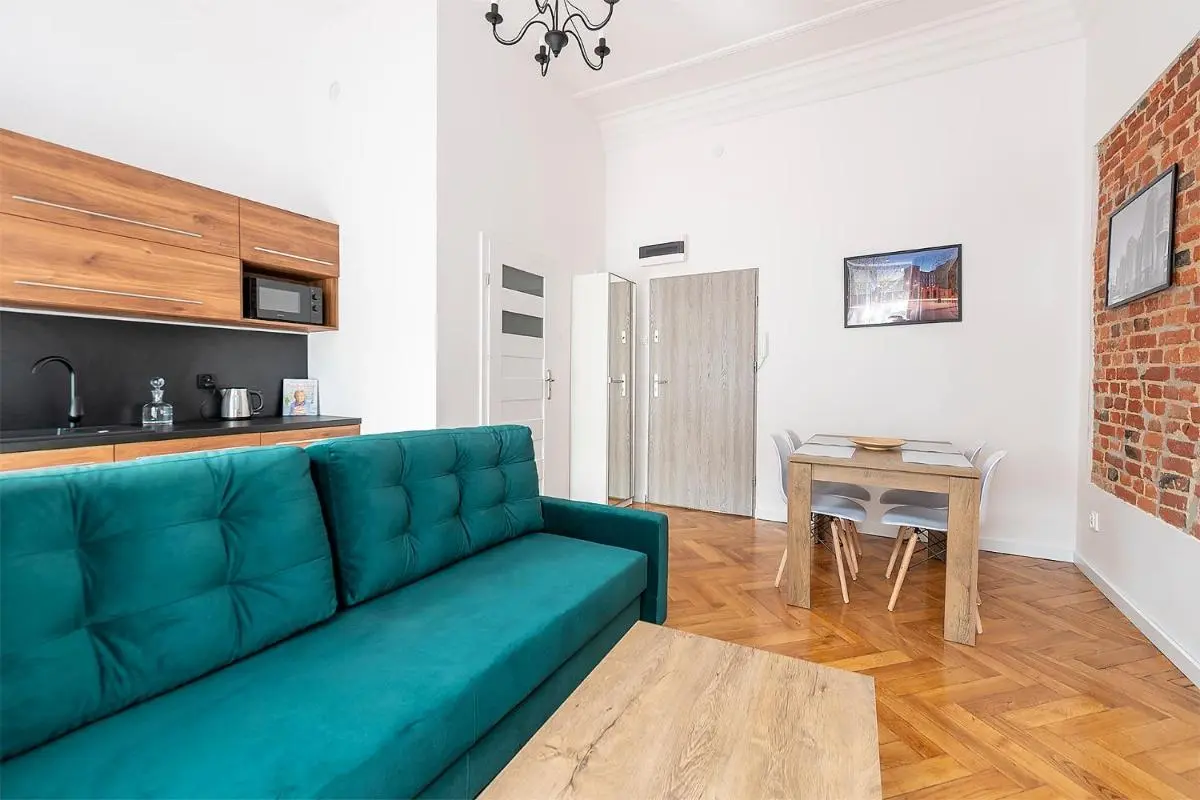 Image 2 of City Center Piotrkowska Apartment