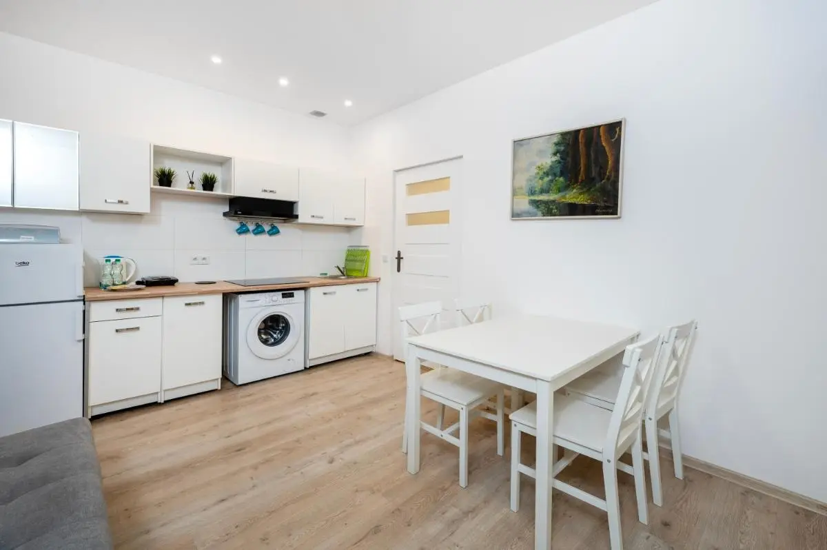 Image 2 of City Centre Pleasant Studio