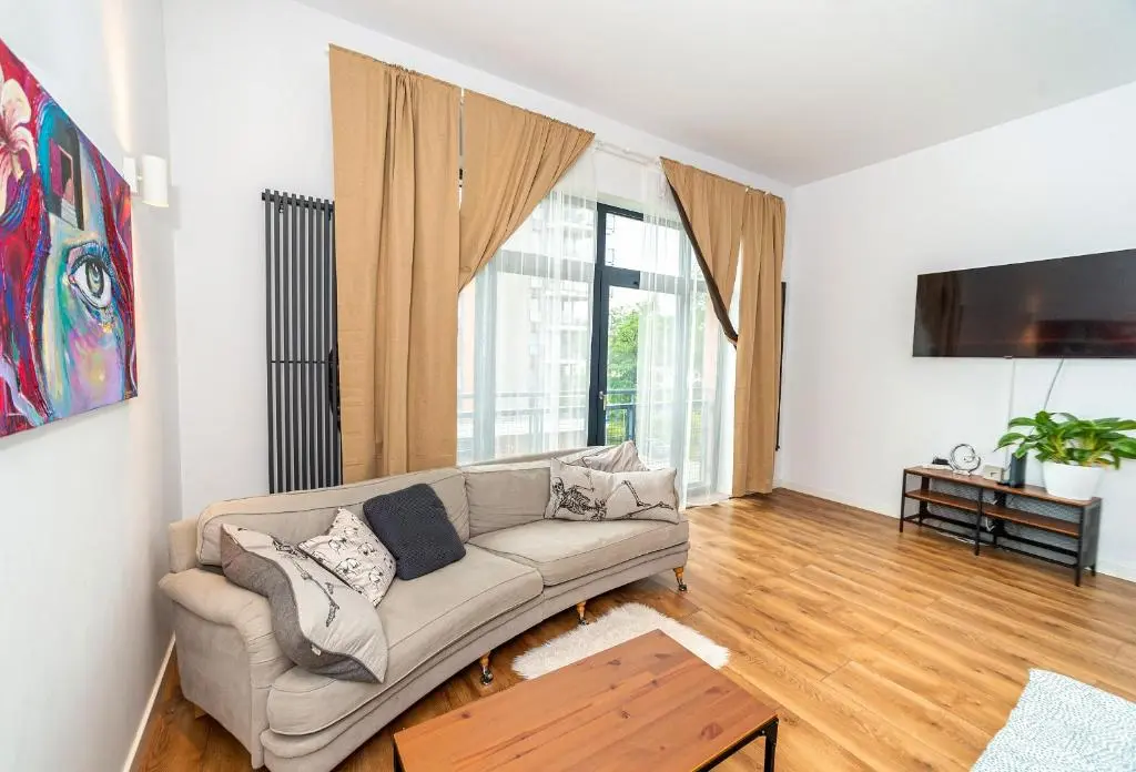 Image of City Host Lofty Tymienieckiego