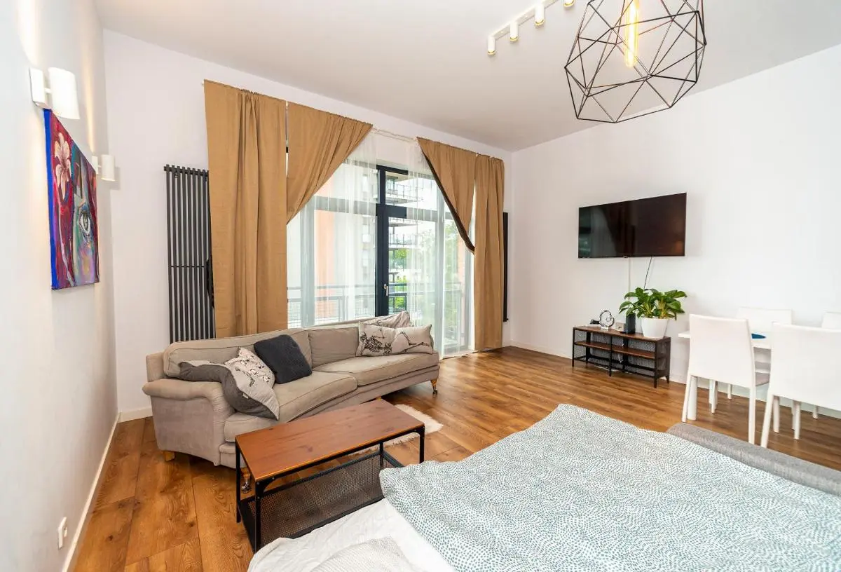 Image 4 of City Host Lofty Tymienieckiego