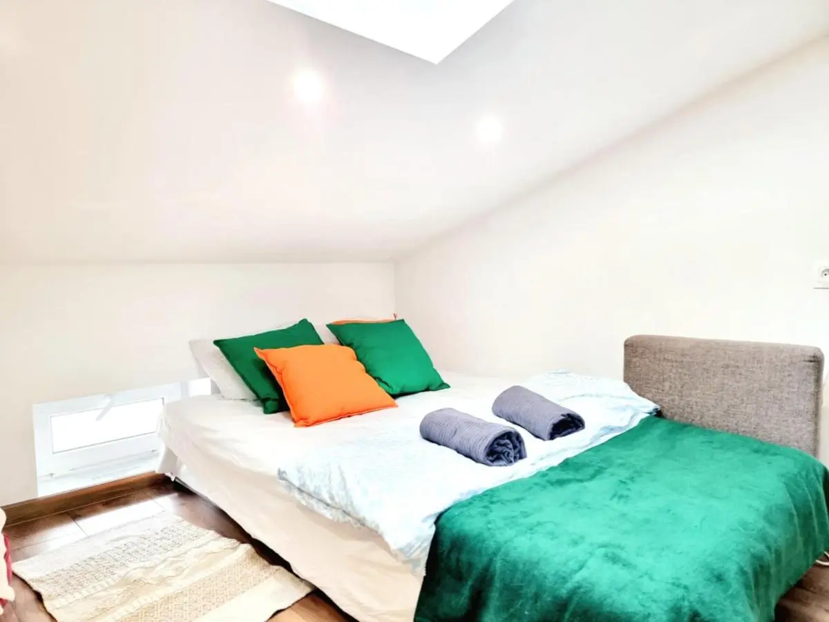 Image 5 of City Host Nawrot