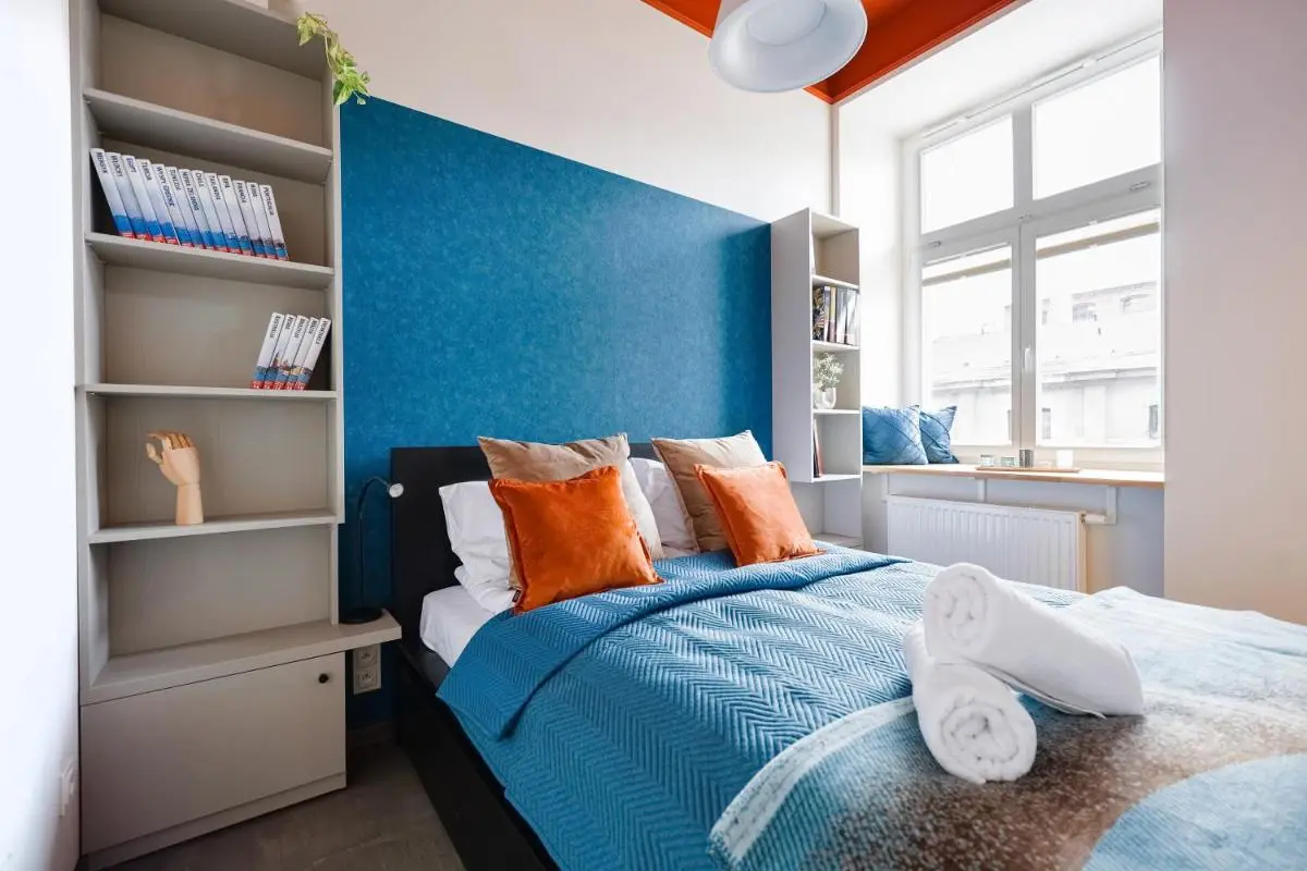 Image 2 of City Vibe, free parking, in the city center