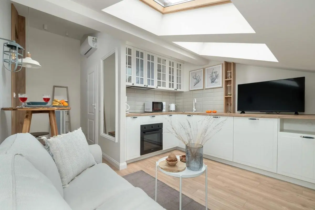 Image 4 of Cozy Apartment with Air Conditioning near Plac Wolności by Noclegi Renters