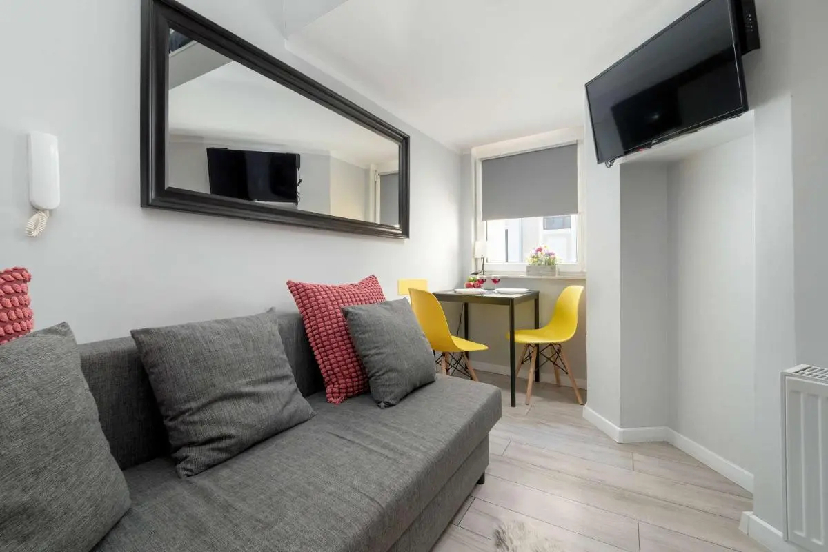 Image 2 of Cozy Studios Mielczarskiego with Mezzanine in Łódź by Noclegi Renters