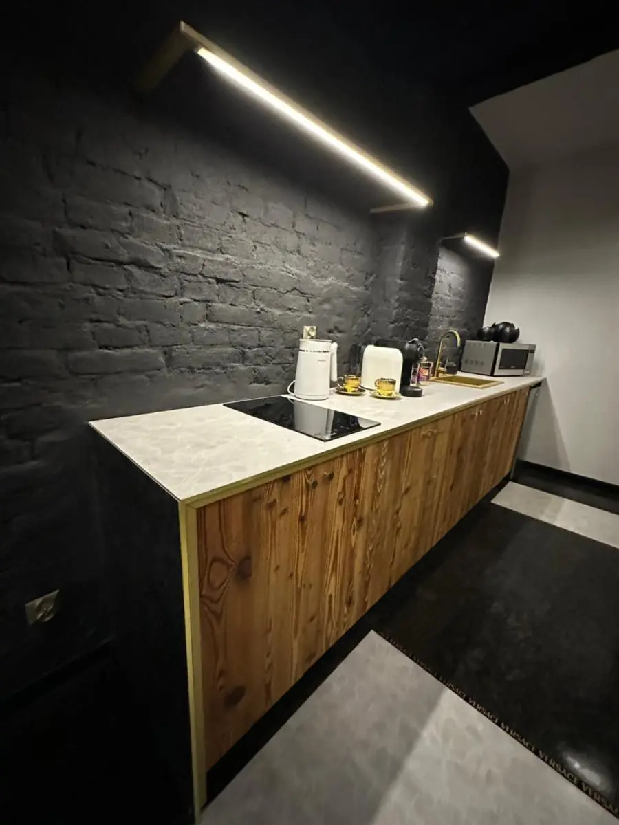 Image 3 of DarkHouse Blue