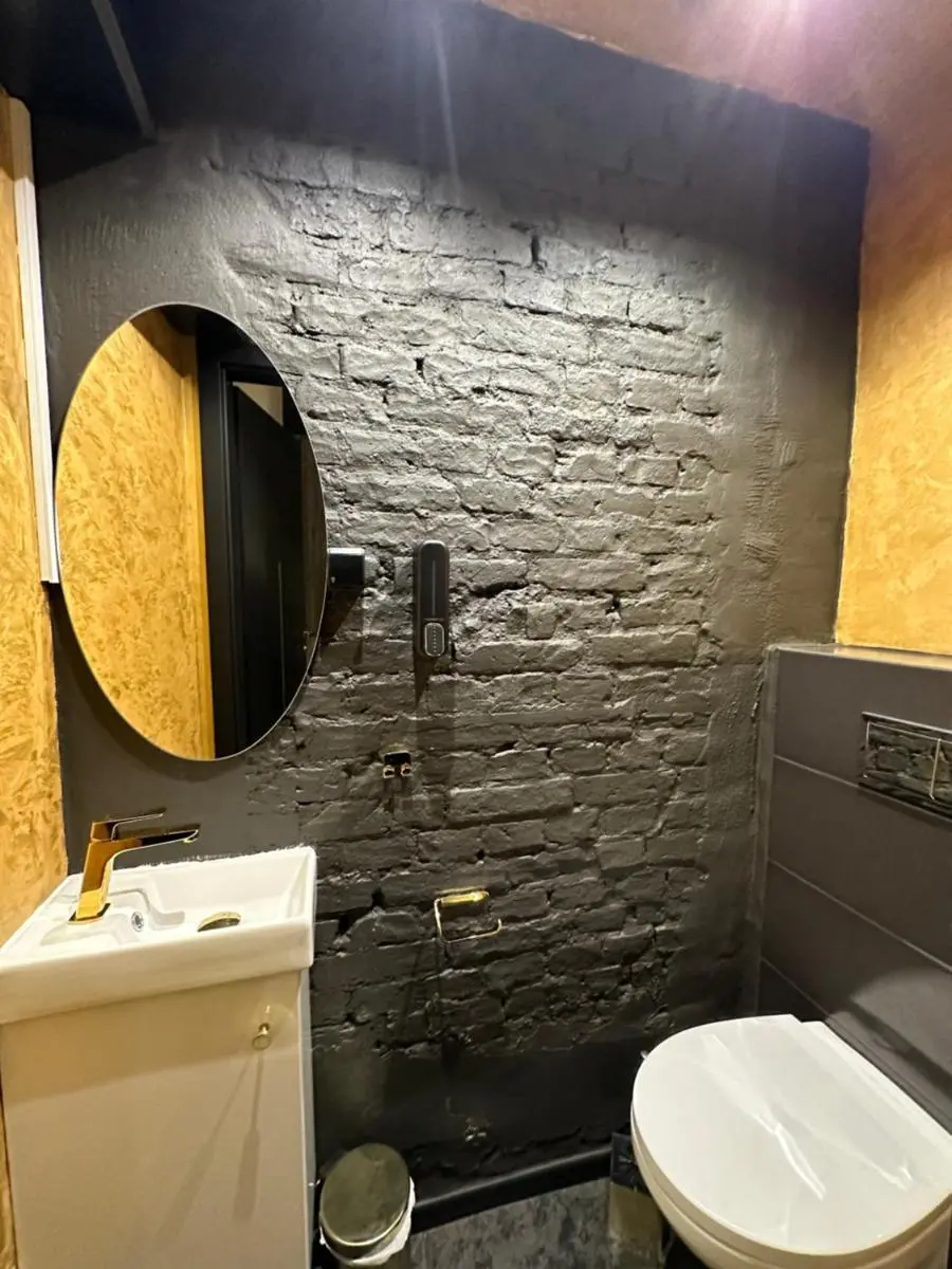 Image 6 of DarkHouse Gold