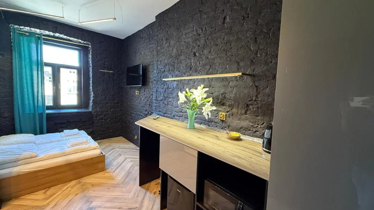 Image 1 of DarkHouse Green