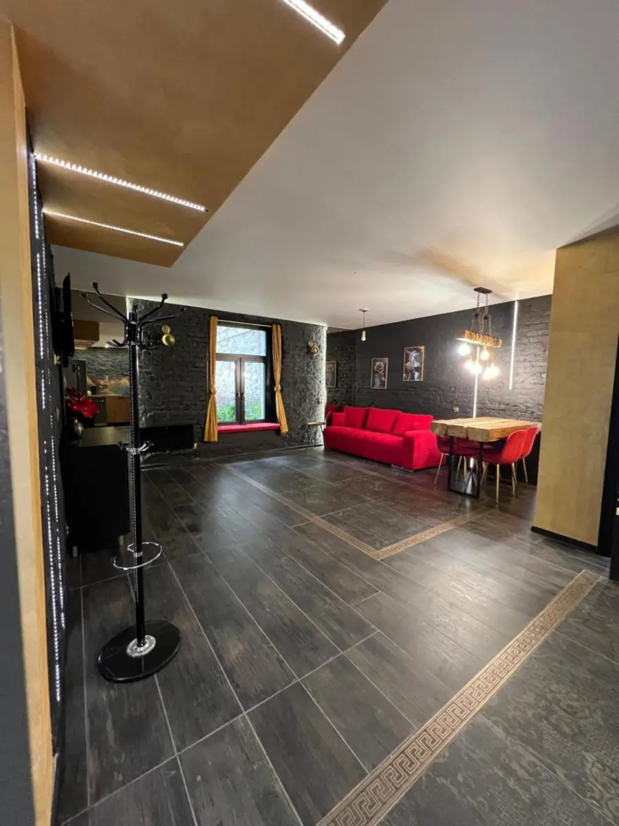 Image 1 of DarkHouse Karmin