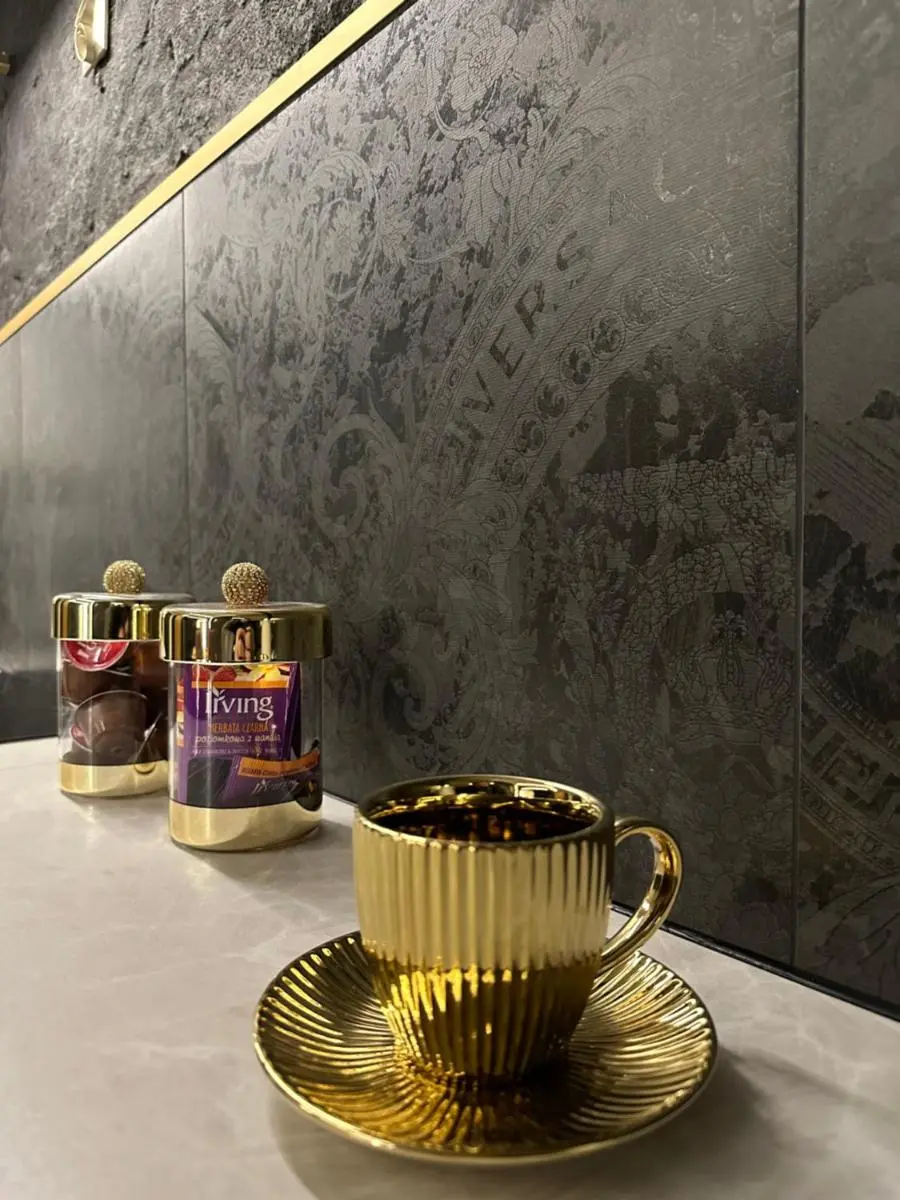 Image 3 of DarkHouse Pink