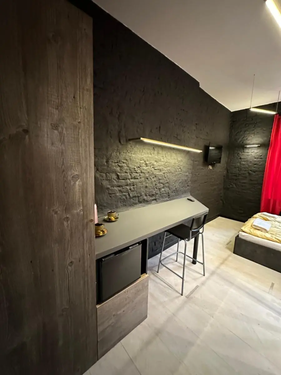 Image 5 of DarkHouse Red