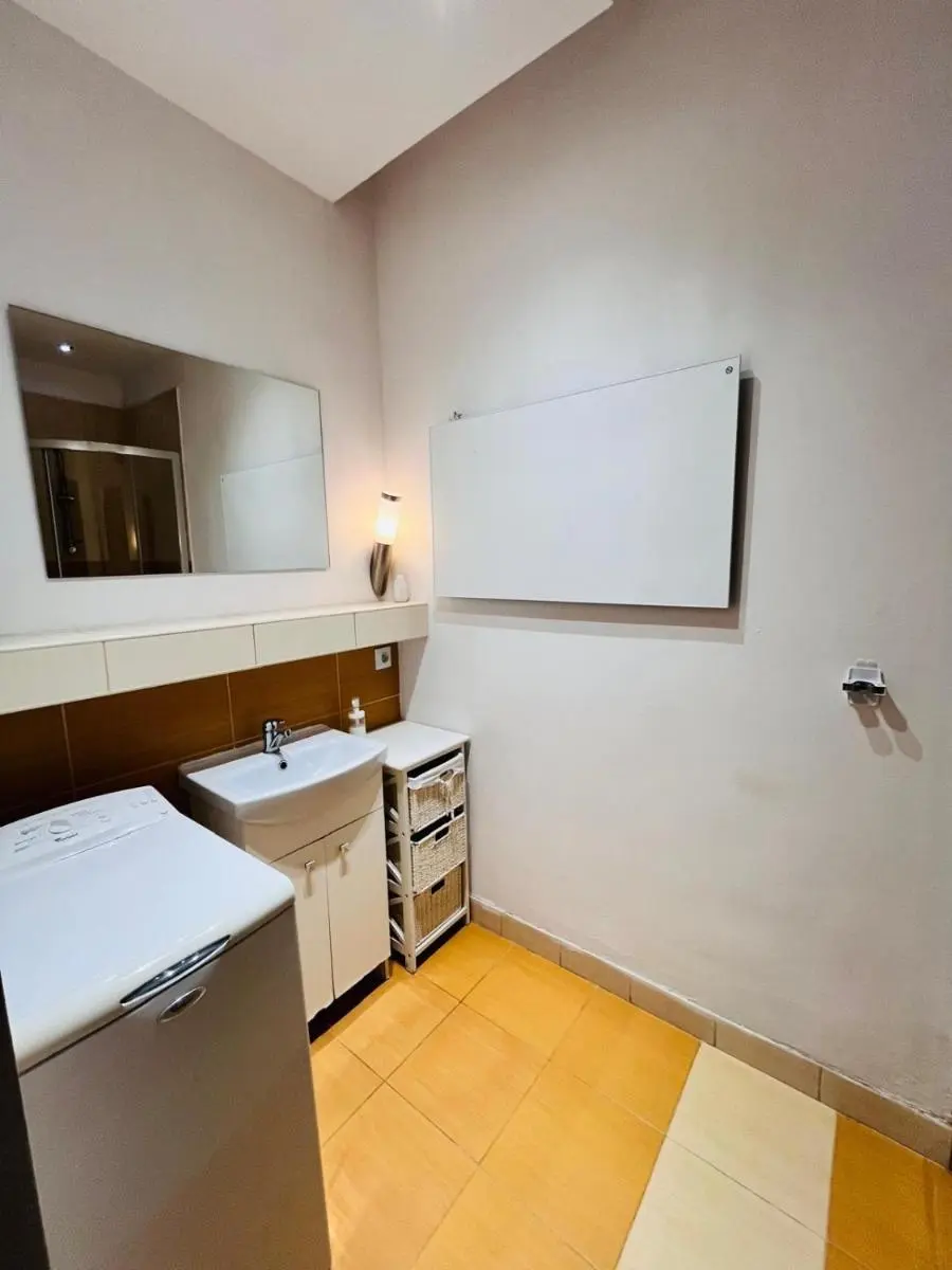 Image 3 of DeLux8 apartament centrum