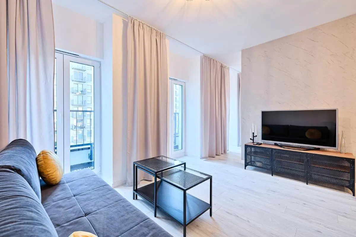 Image 4 of Diasfera I by LookAp