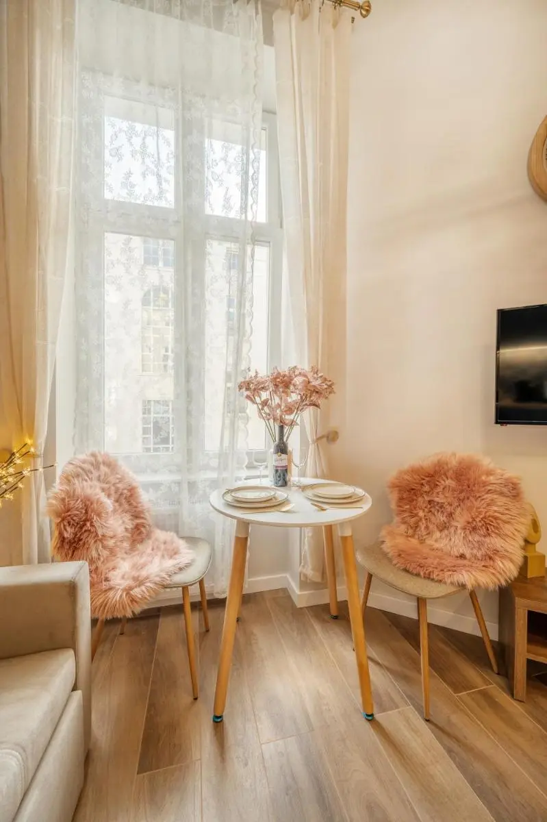 Image 3 of Downtown Cozy Apartments by Rentujemy