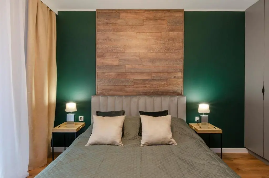 Image of East Side Apartments