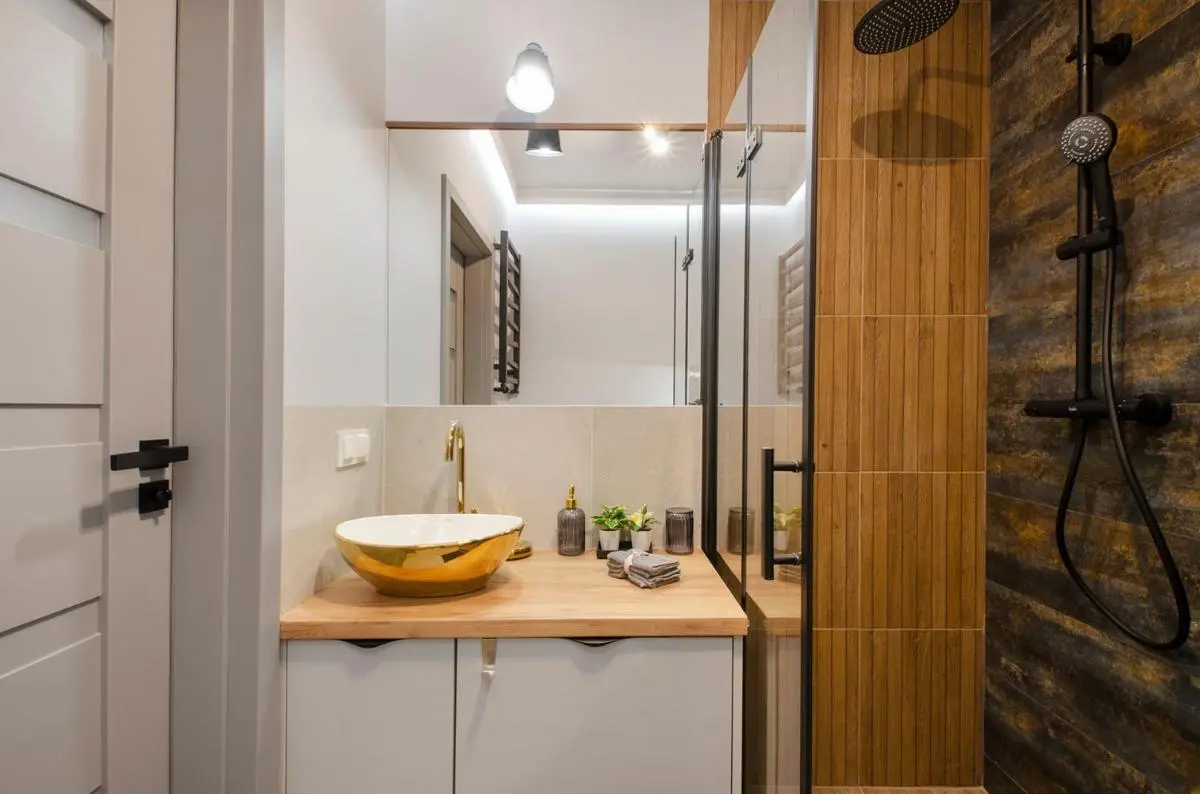 Image 6 of East Side Apartments