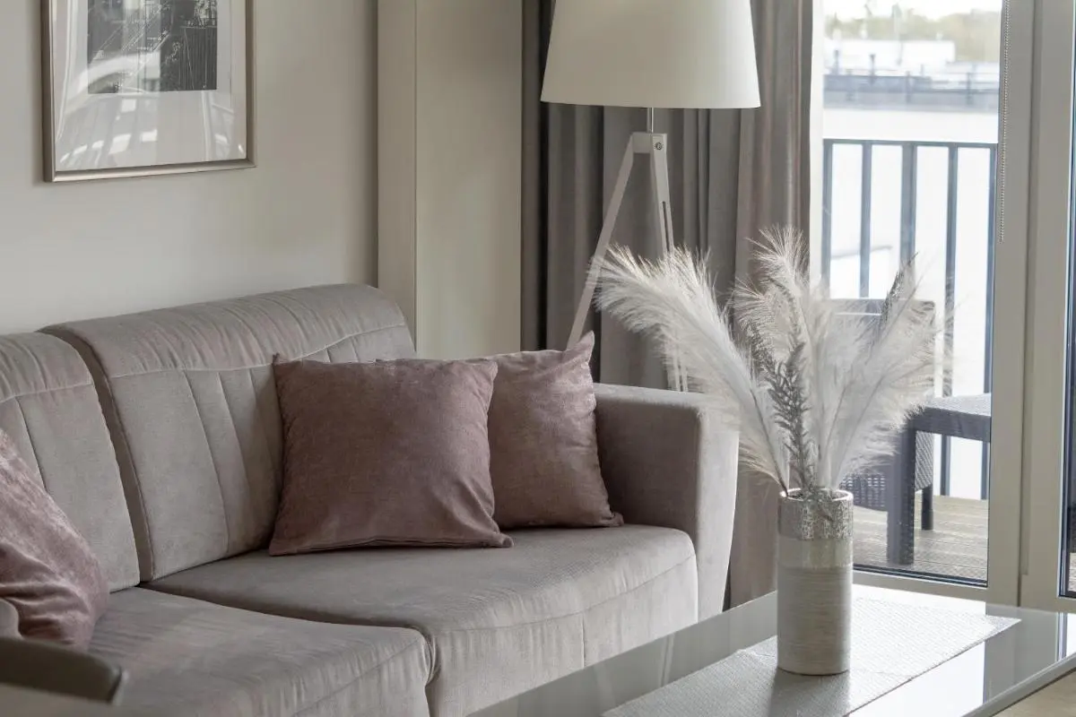 Image 6 of Elegant Apartment with Balcony Near Poniatowski Park Łódź by Noclegi Renters